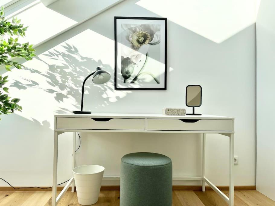 Orestaliving - Penthouse In 1020 Appartement